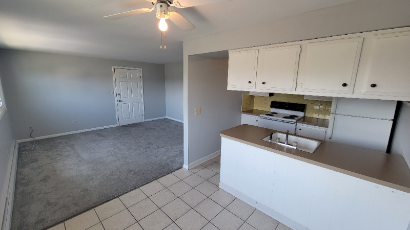 230 Parkridge Ave #1 - Photo 3 of 9