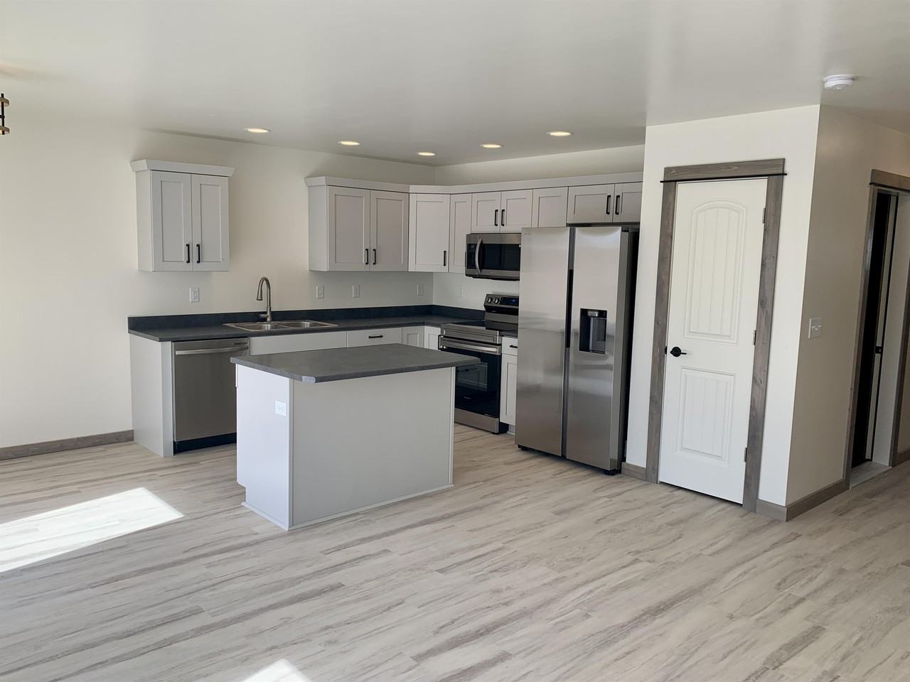 3355 Blackbird Way #1 - Photo 5 of 27