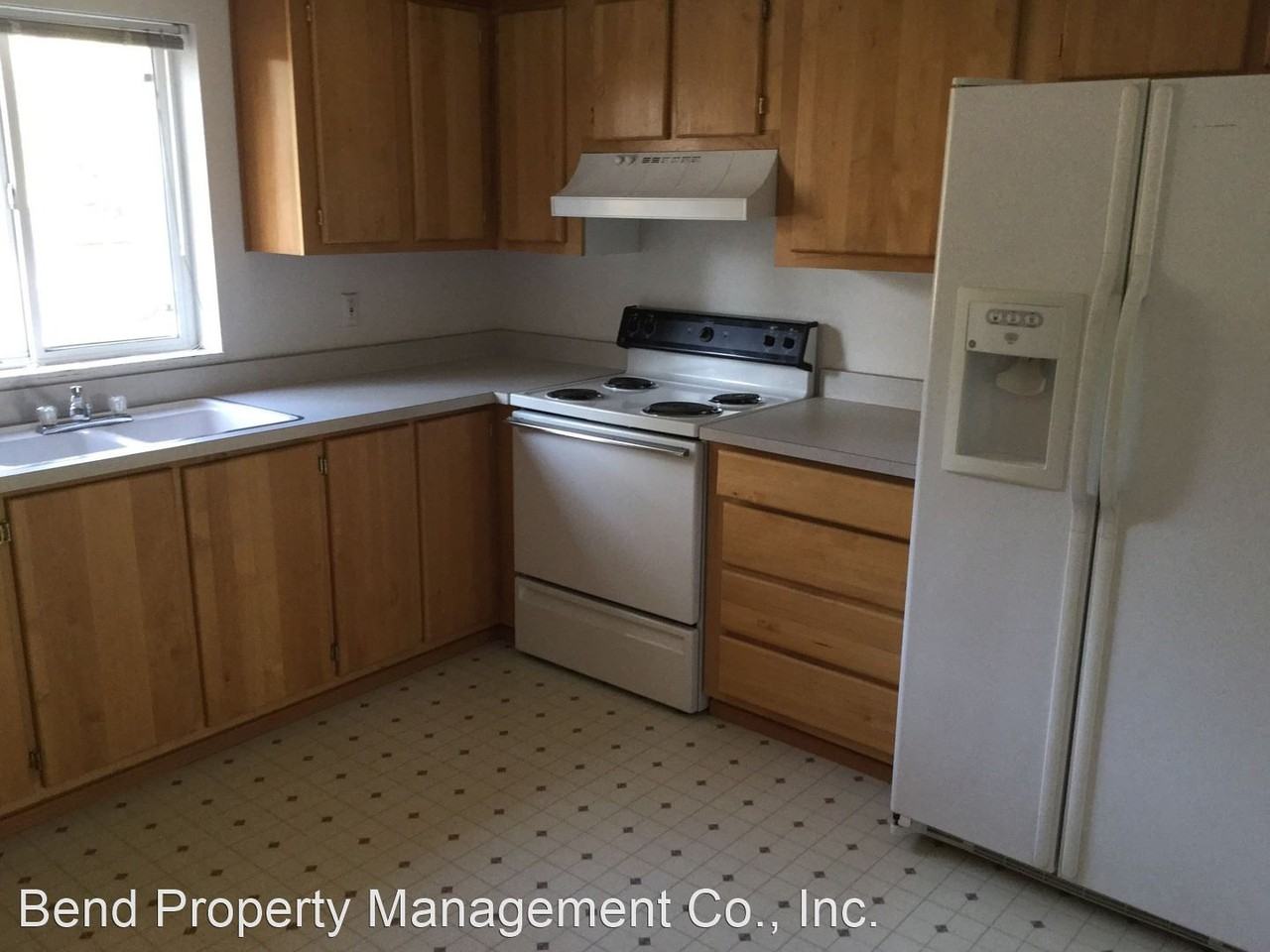 19226 Galen Rd - Photo 3 of 13