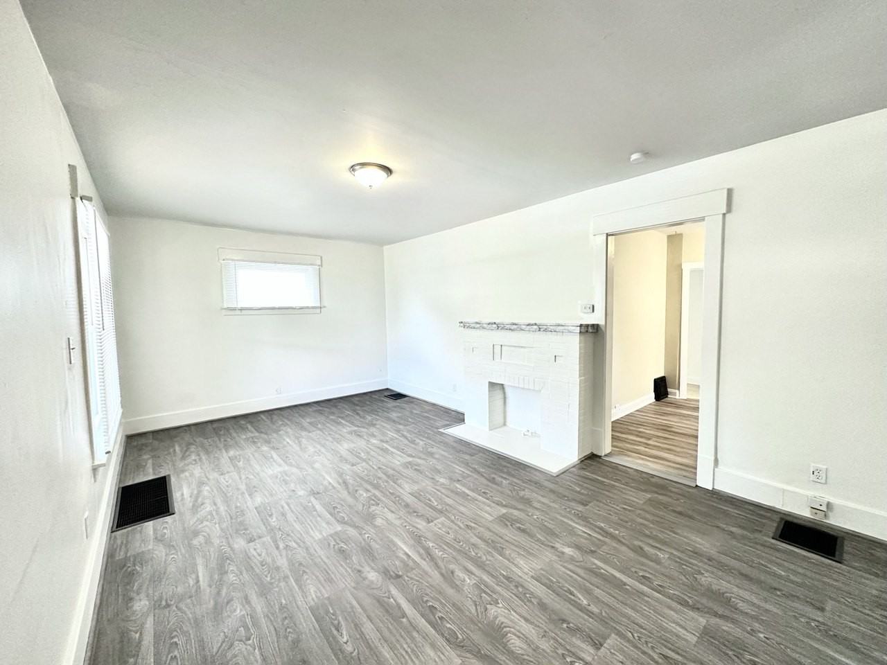 931 Concord Ave Sw #1 - Photo 3 of 10