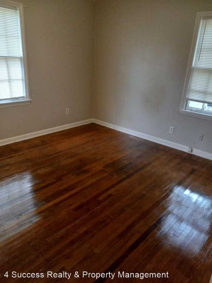 1020 Whitaker Dr - Photo 3 of 4