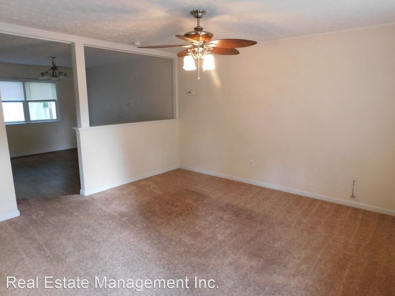 7 Donnell Ave - Photo 3 of 19