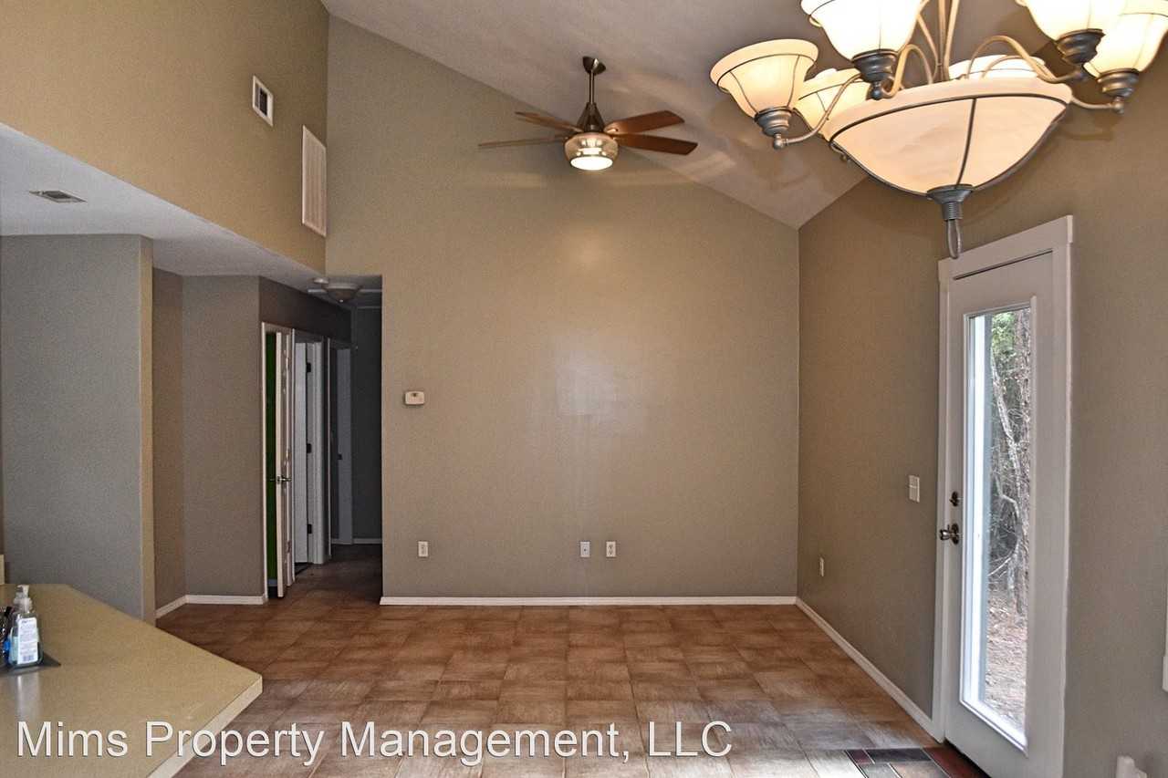 13 Oak Pl - Photo 3 of 17
