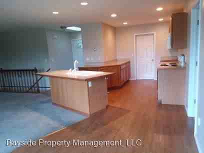 32243 Rocky Point Rd - Photo 3 of 17