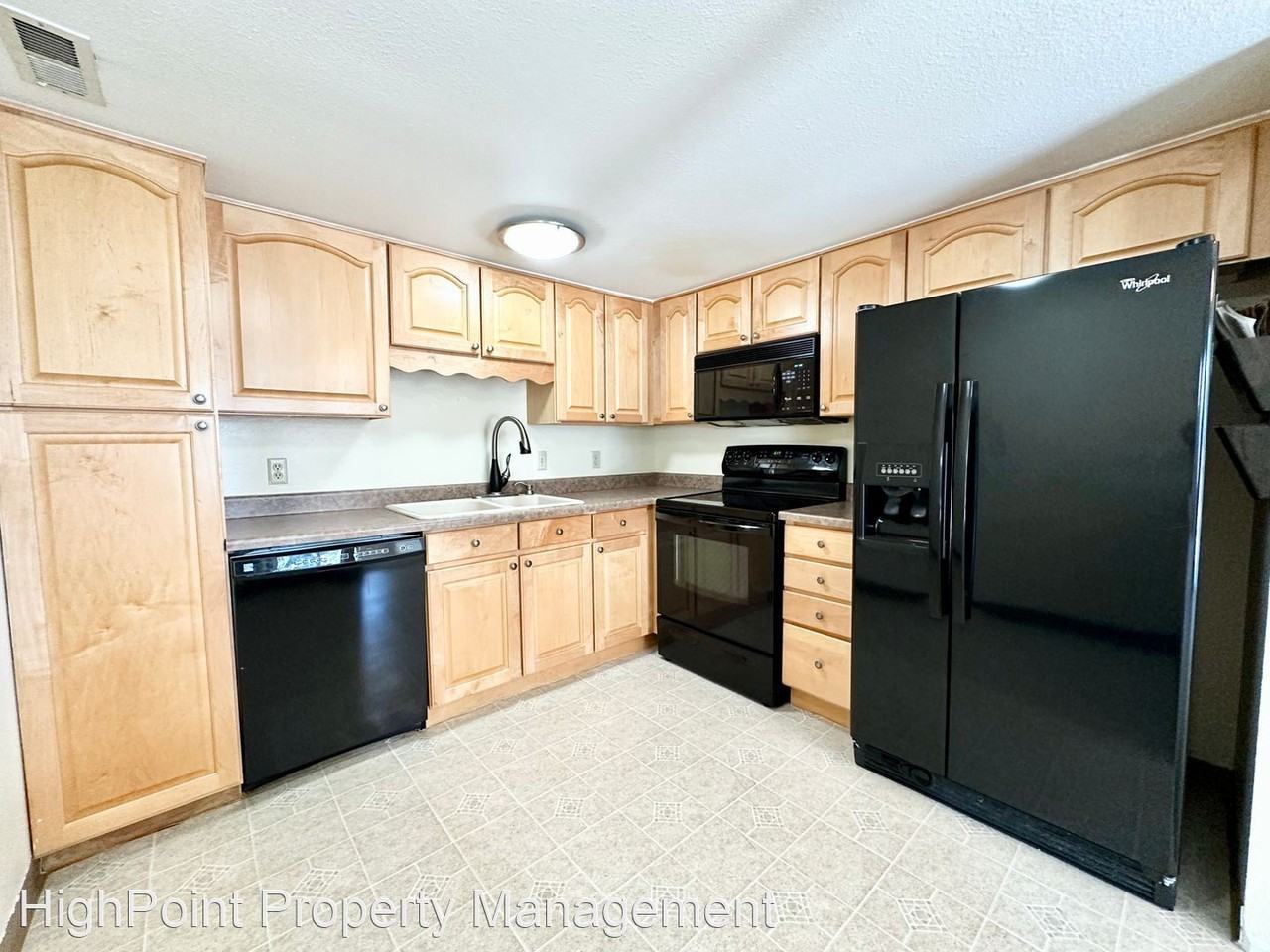 12631 Fairfax St - Photo 2 of 12