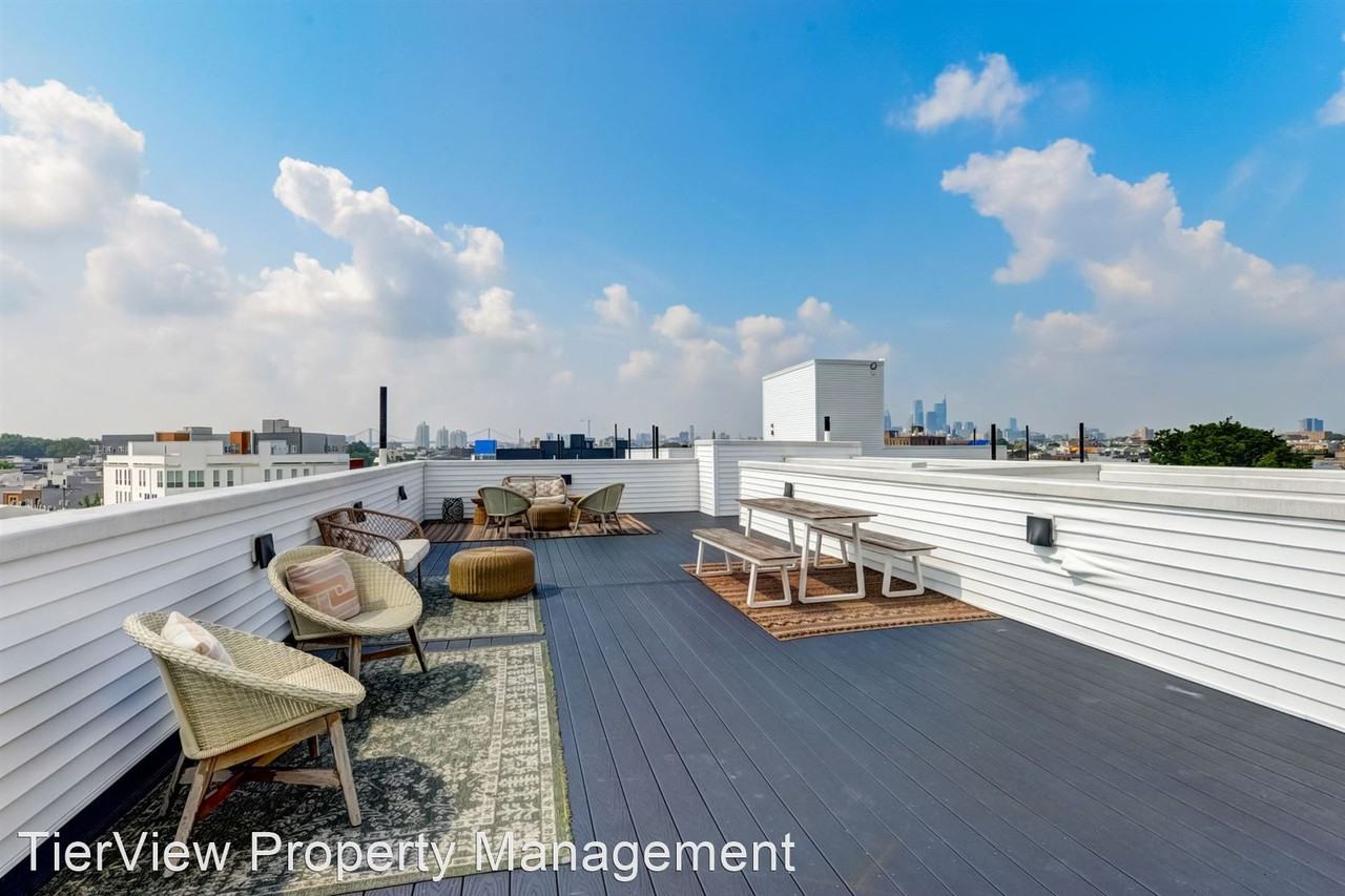 Fairman's Garret - The Quaker - Photo 3 of 38