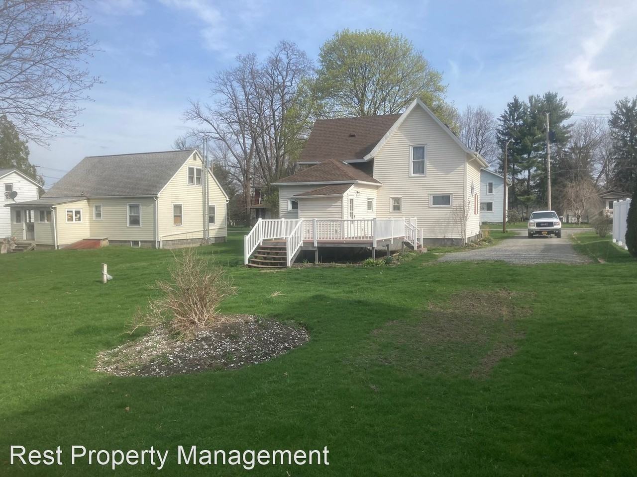 87 Bigelow Ave - Photo 2 of 13