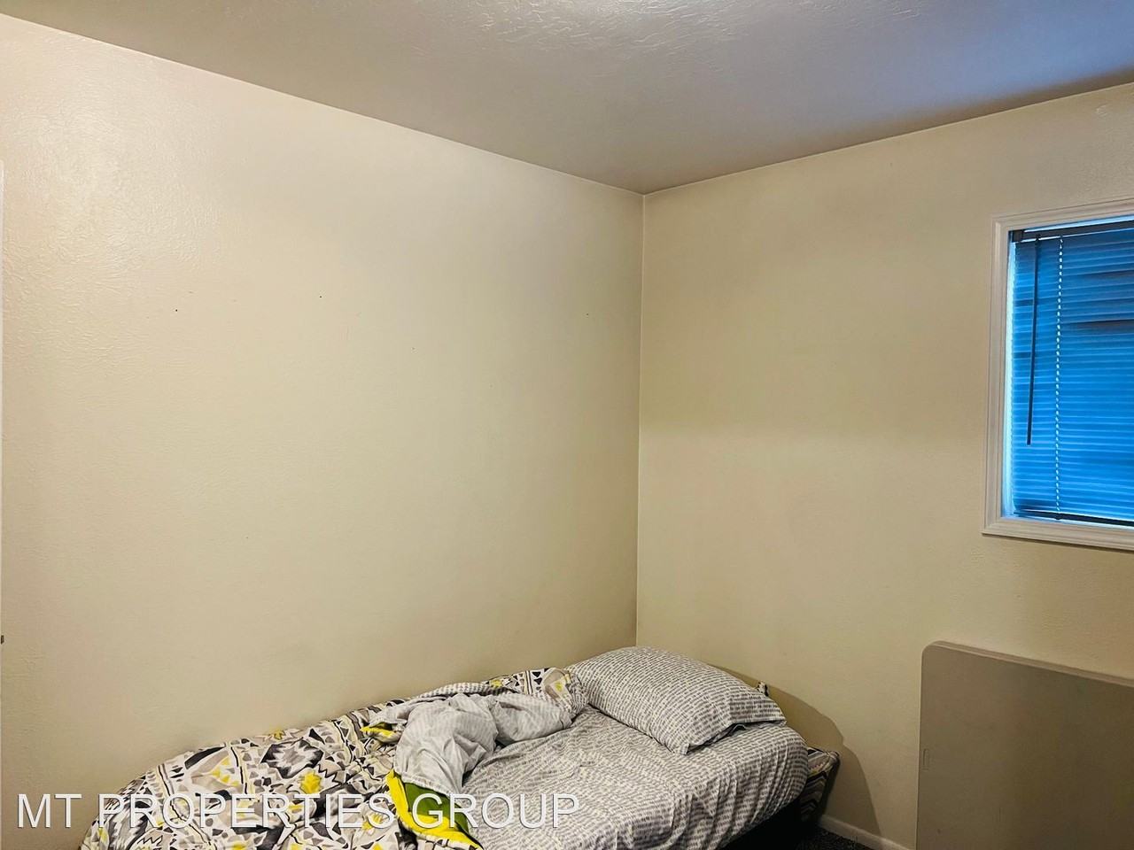 3303 Washburn St - Photo 3 of 11