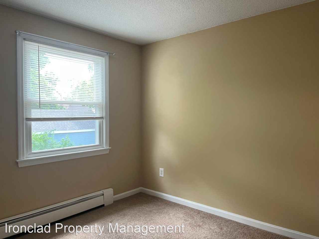 164-166 W Center St - Photo 3 of 10