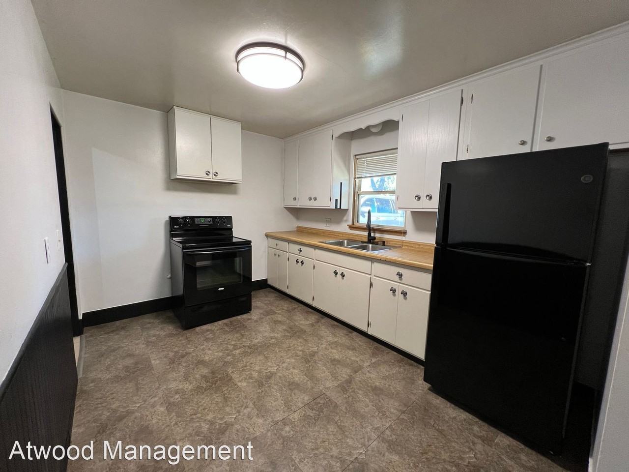 113 Martin St - Photo 3 of 8