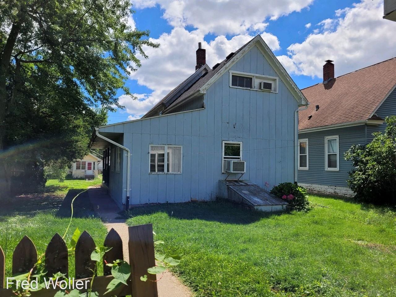 2705 13th Ave - Photo 3 of 18