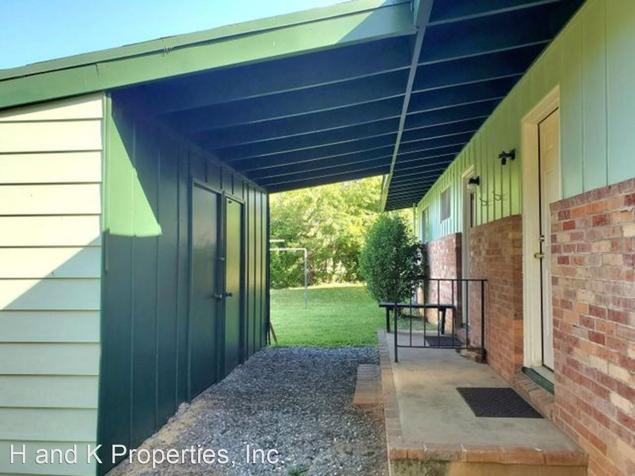 115 Wallace St - Photo 2 of 17