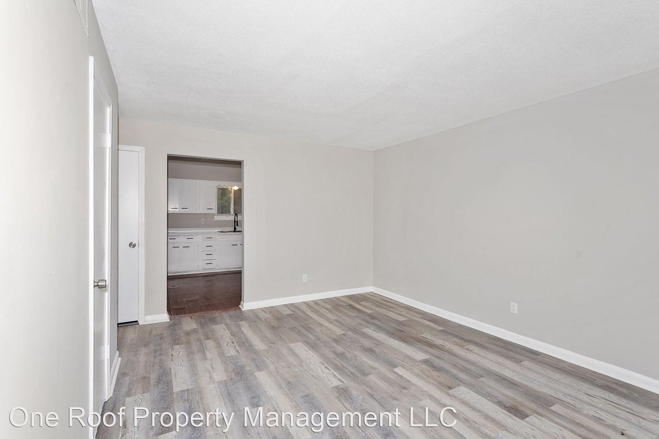 1434 - 1436  North 63rd Terrace - Photo 3 of 9