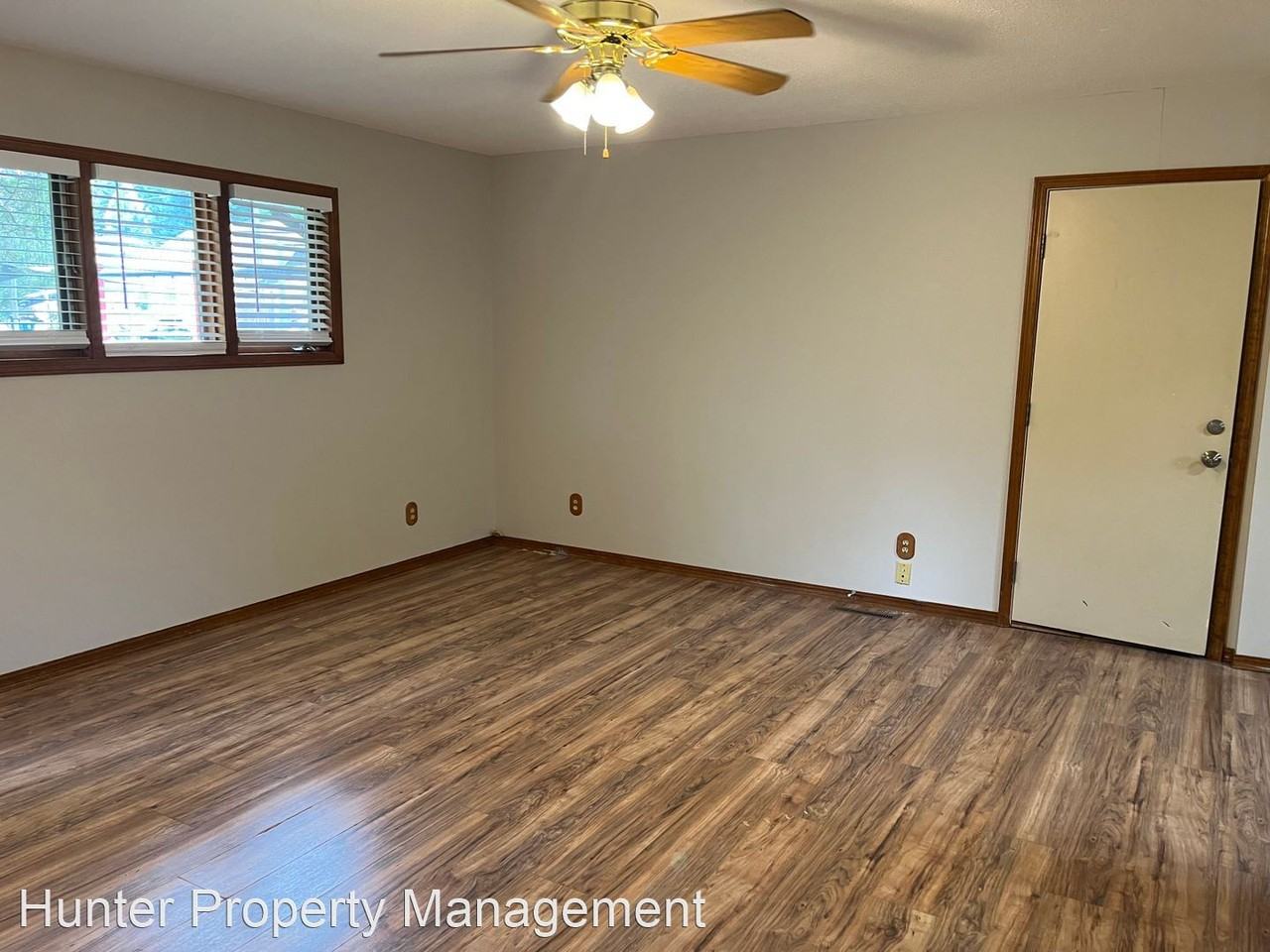 17 Lakeshore Dr - Photo 3 of 15