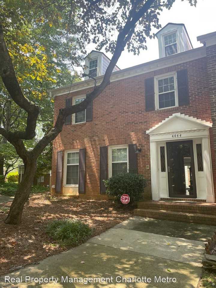 4444 Mullens Ford Rd - Photo 2 of 43