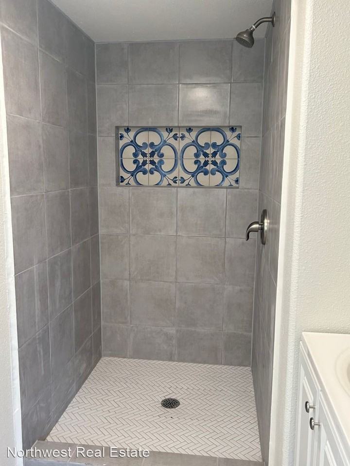 526 Hermine Blvd - Photo 2 of 19