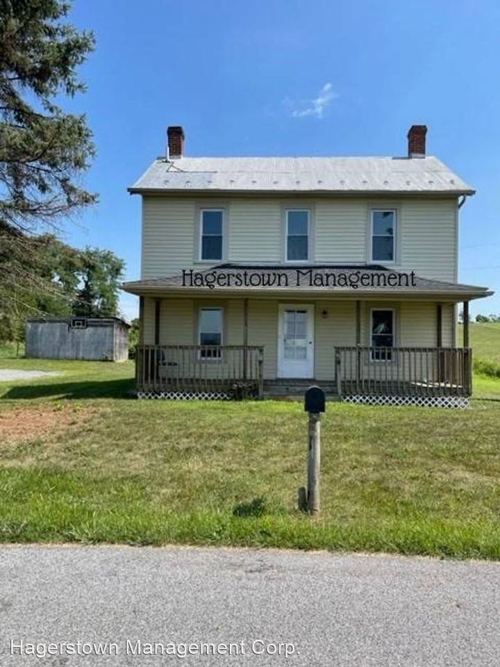 13732 Faith Rd - Photo 2 of 11