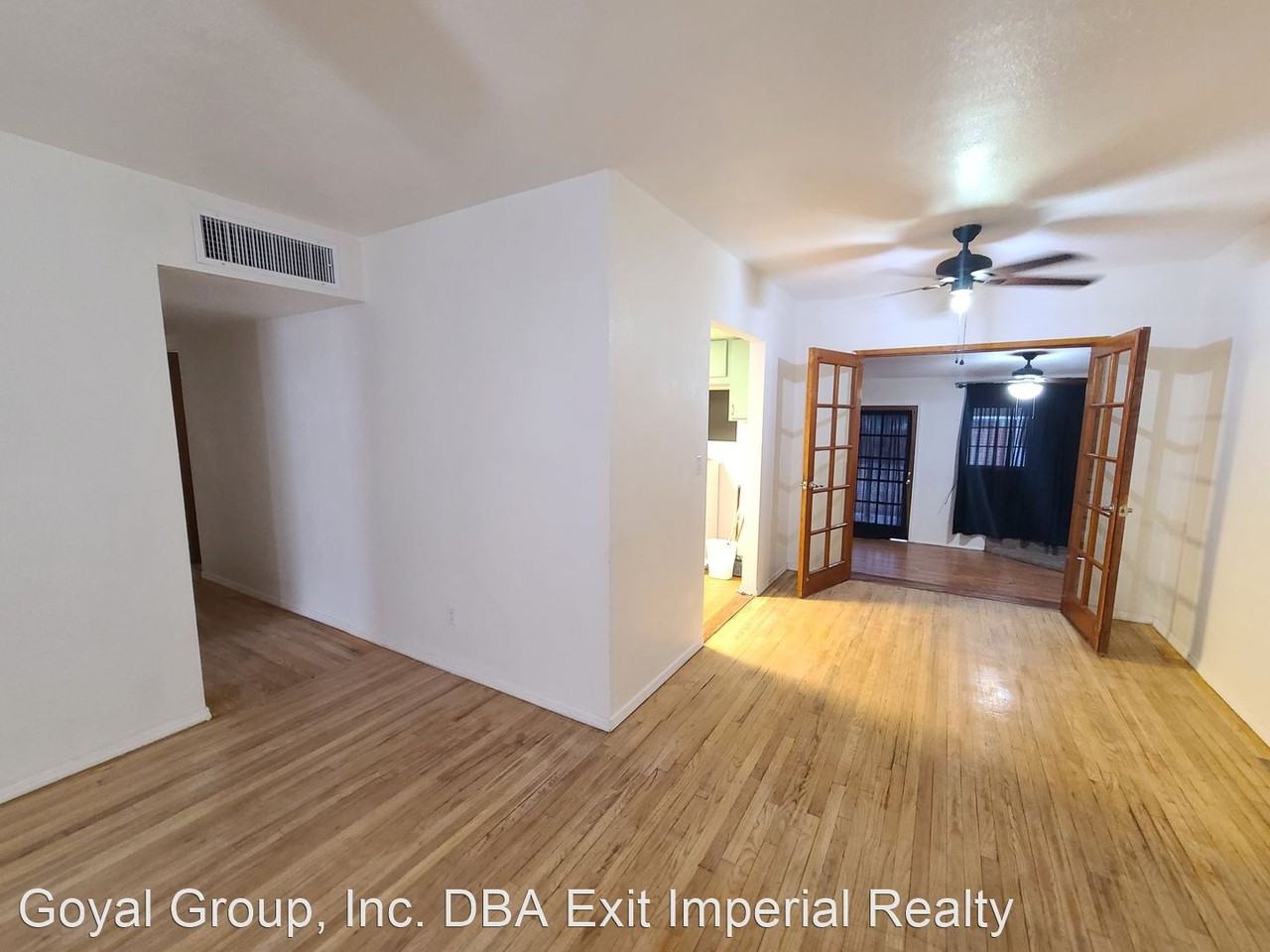 1596 Vine St - Photo 3 of 14