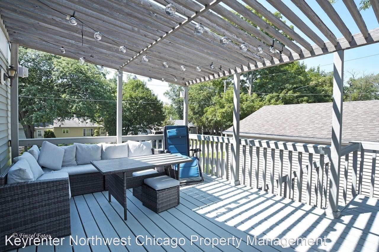 4 Pamela Rd - Photo 2 of 25