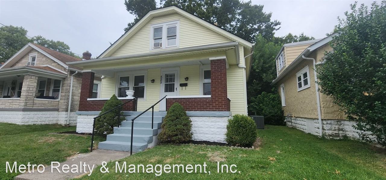 525 E Brandeis Ave - Photo 2 of 50