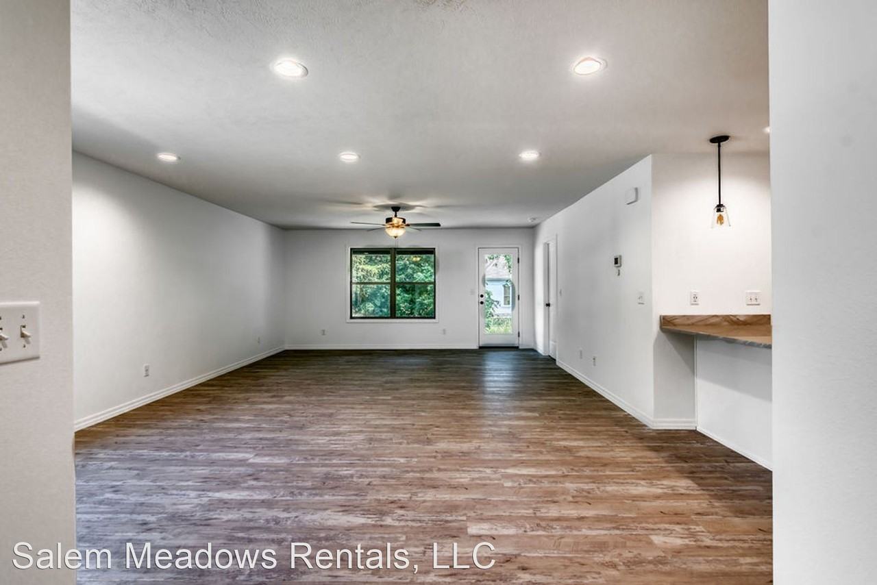 1209 E Paragon - Photo 3 of 32