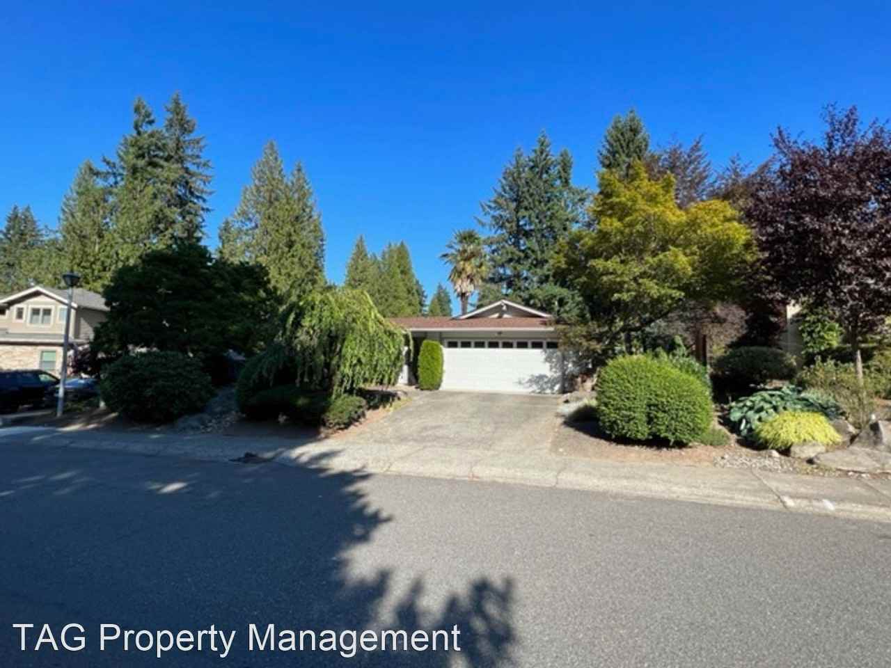 1926 180th Ave Ne - Photo 2 of 31