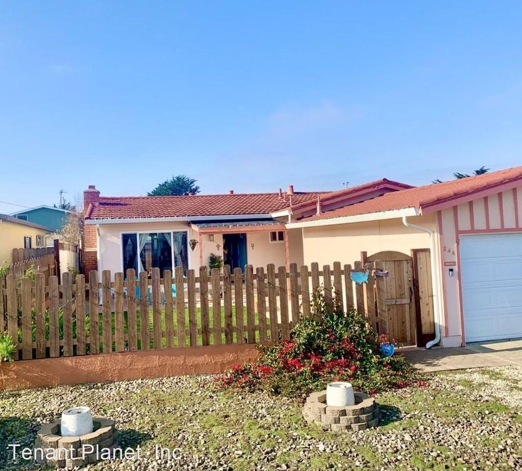 244 Marina Way - Photo 3 of 24