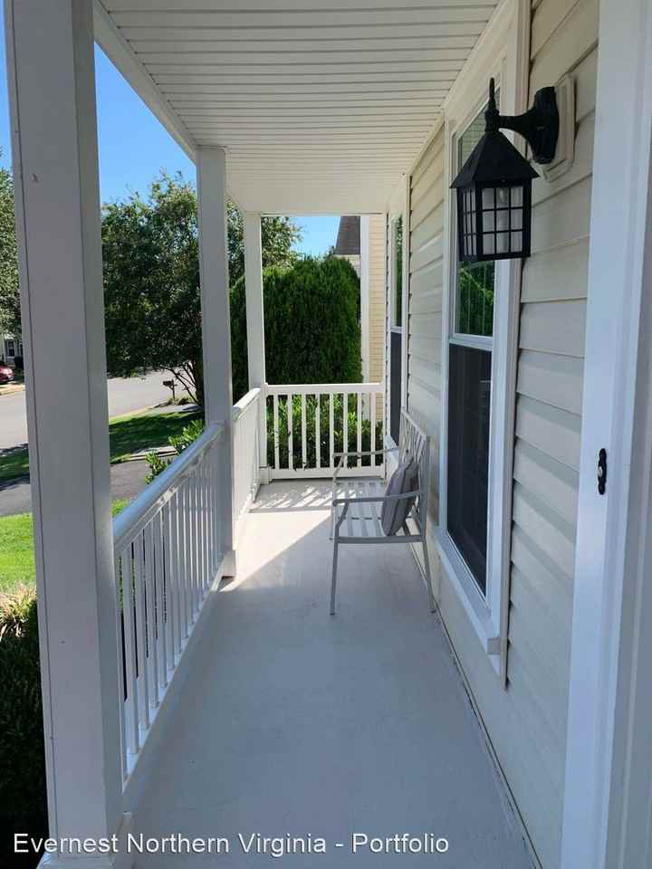 56 Mcpherson Cir - Photo 2 of 50