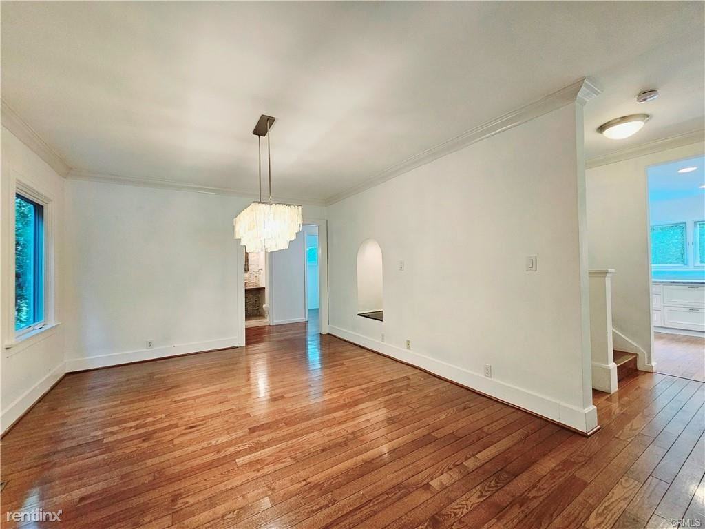1440 Lorain Rd - Photo 3 of 10