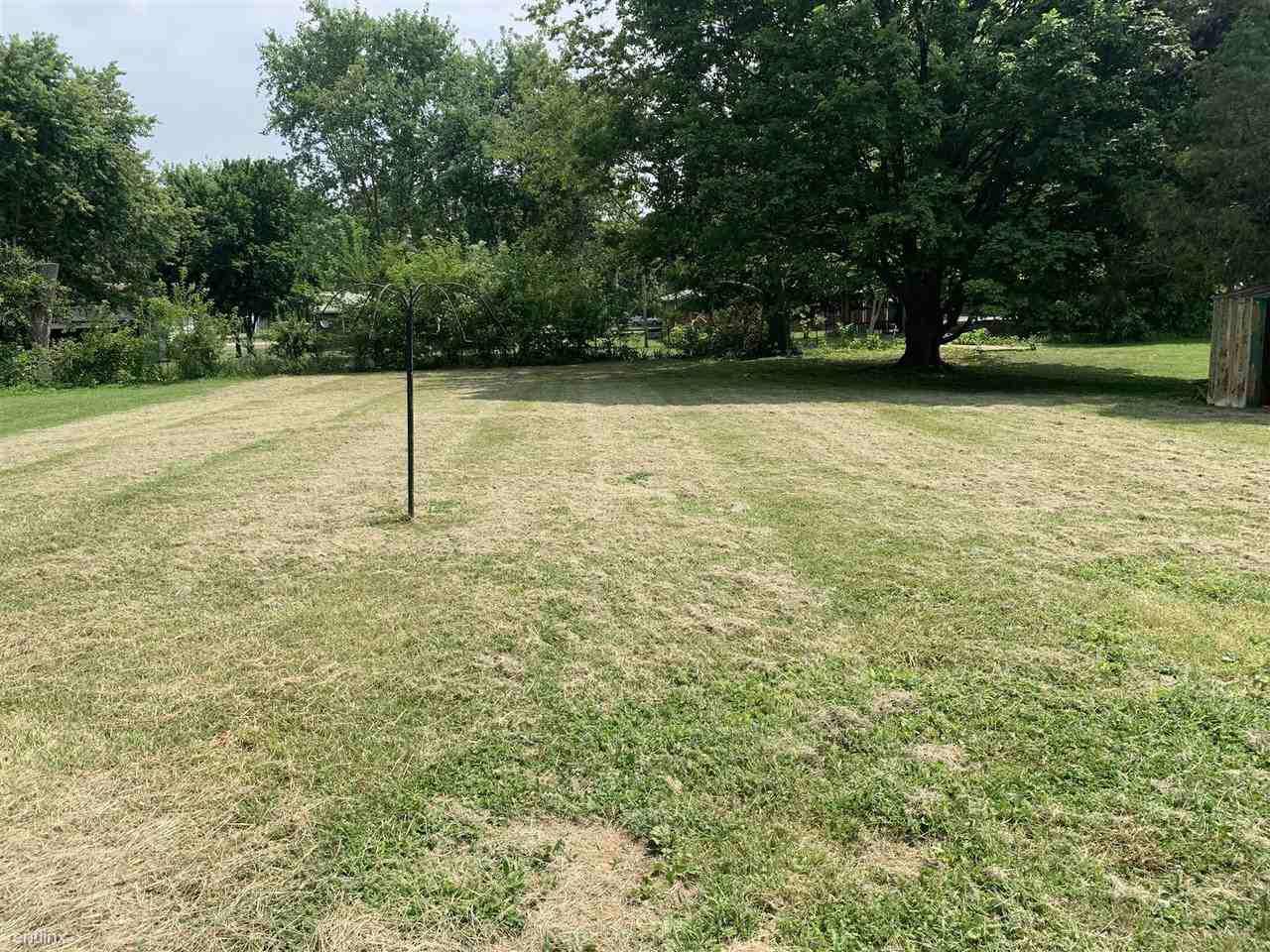 126 College Hts - Photo 3 of 10