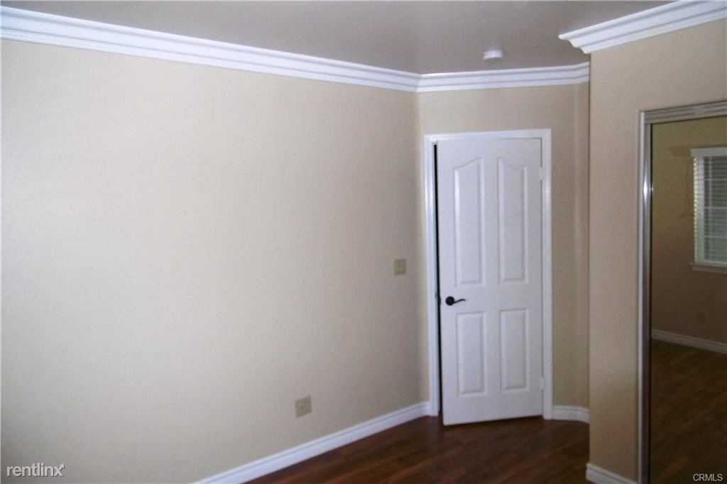 15785 Maplegrove St - Photo 2 of 9