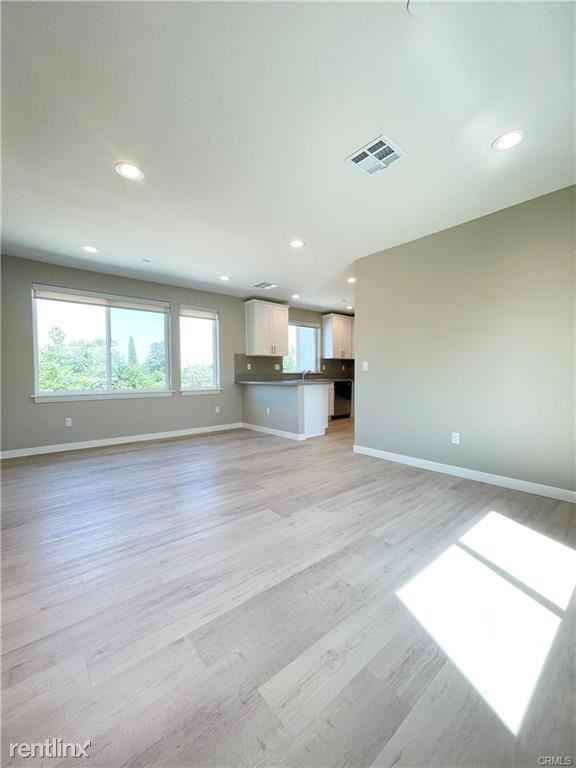 719 Arcadia Ave #B - Photo 2 of 11