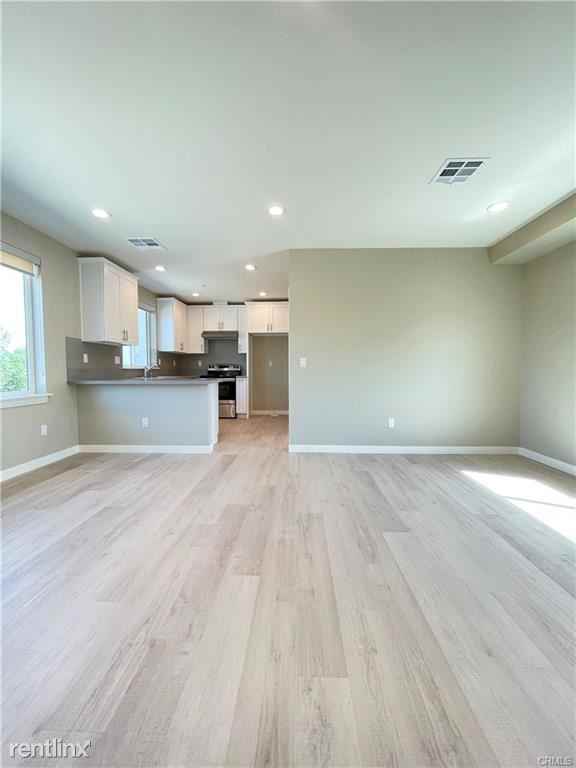 719 Arcadia Ave #B - Photo 3 of 11