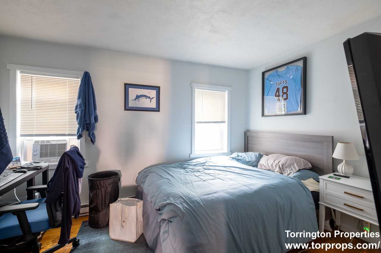 4 Schrepel Pl #2 - Photo 4 of 10