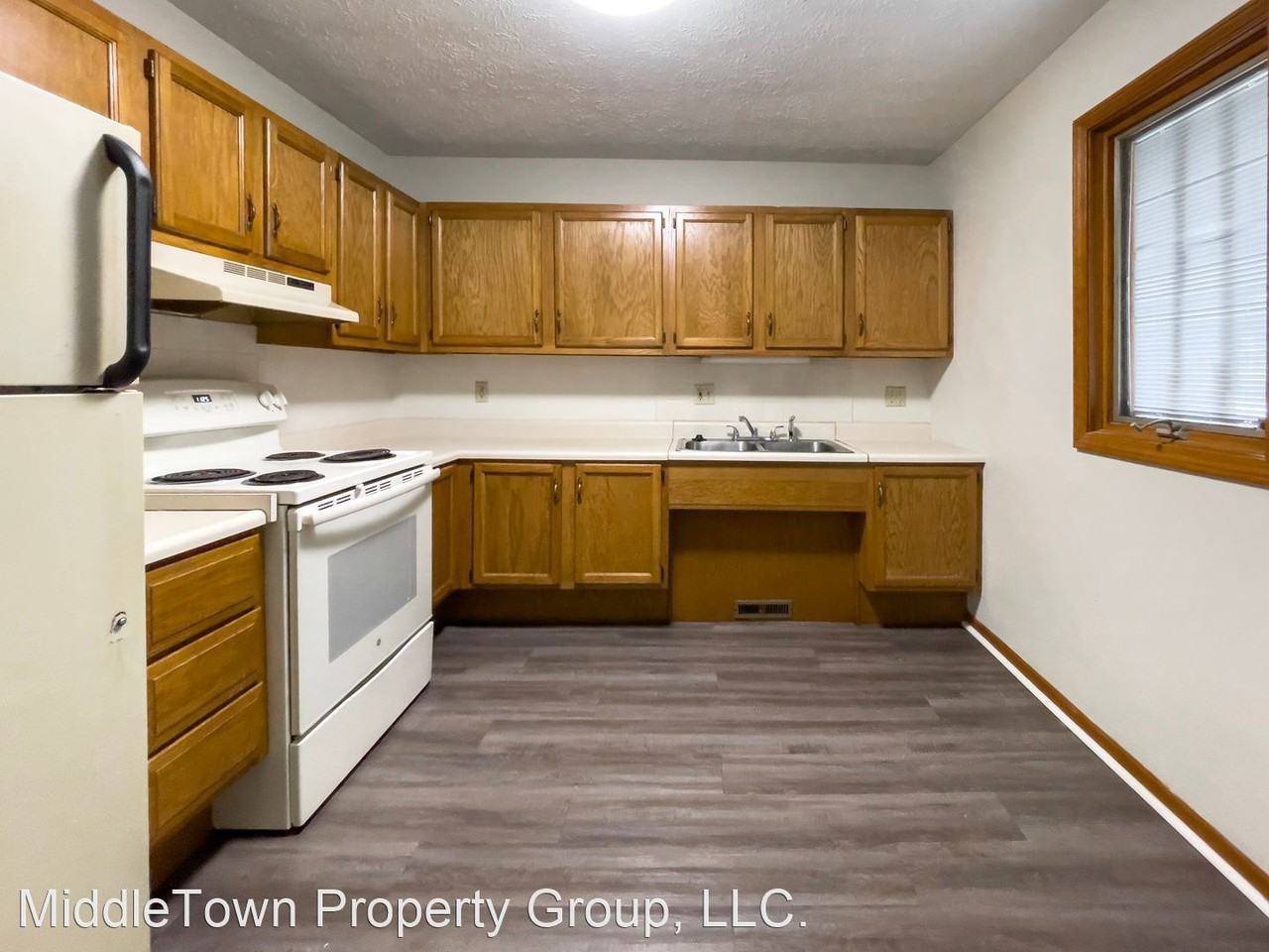 1301 S Rochester Ave - Photo 2 of 2