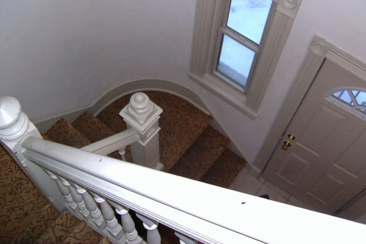 1530 3rd St Ne - Photo 3 of 10