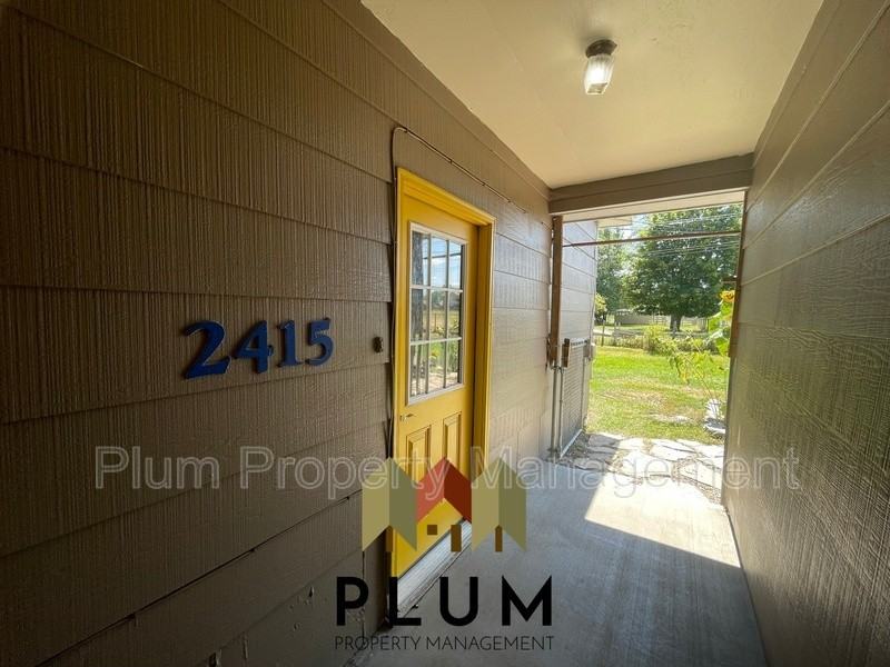 2415 Wyoming St - Photo 2 of 30