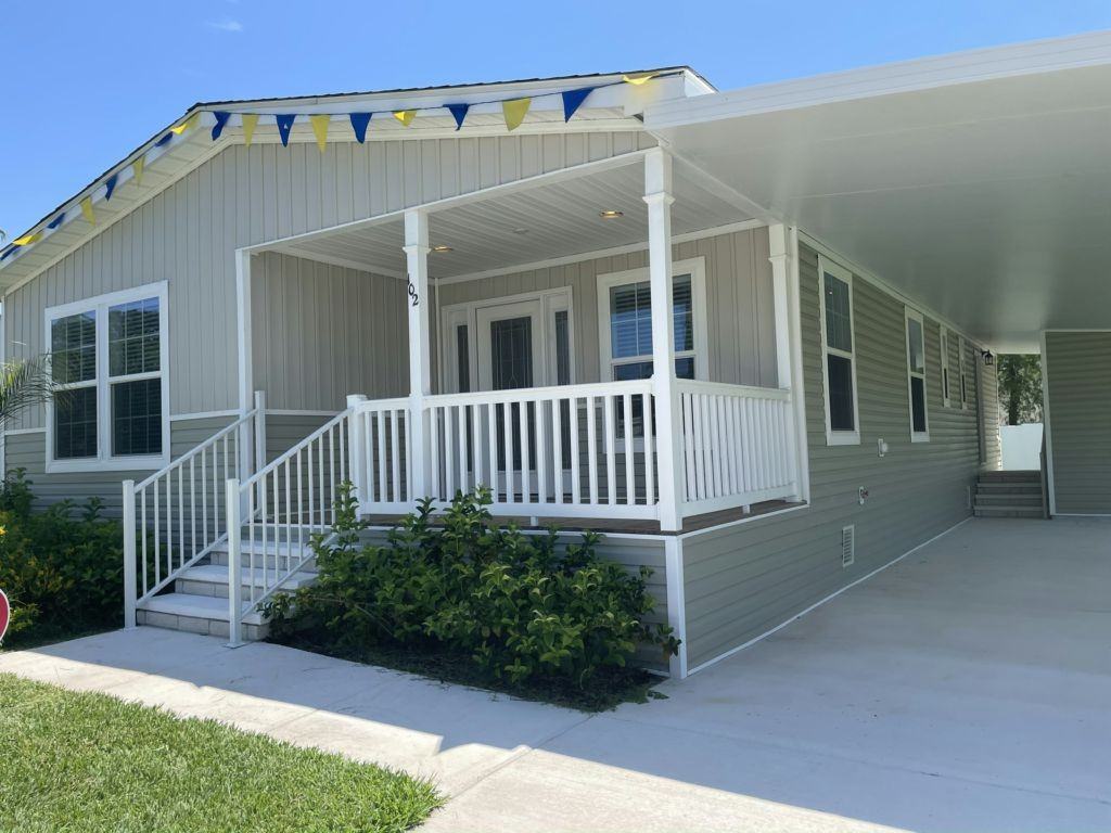 102 Summer Cir - Photo 2 of 26