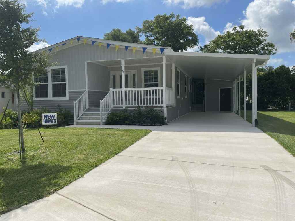 150 Spring Dr - Photo 3 of 25