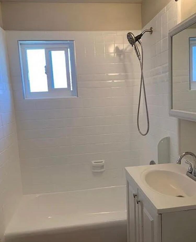 660 S Winchester Blvd #6 - Photo 2 of 10