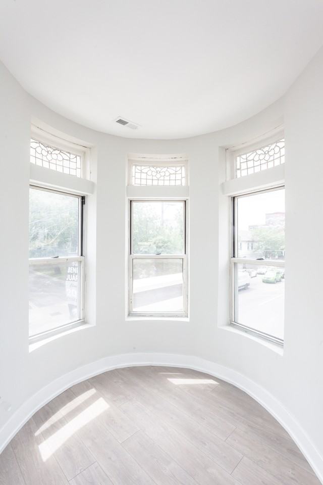 818 W 18th St #3F - Photo 4 of 17