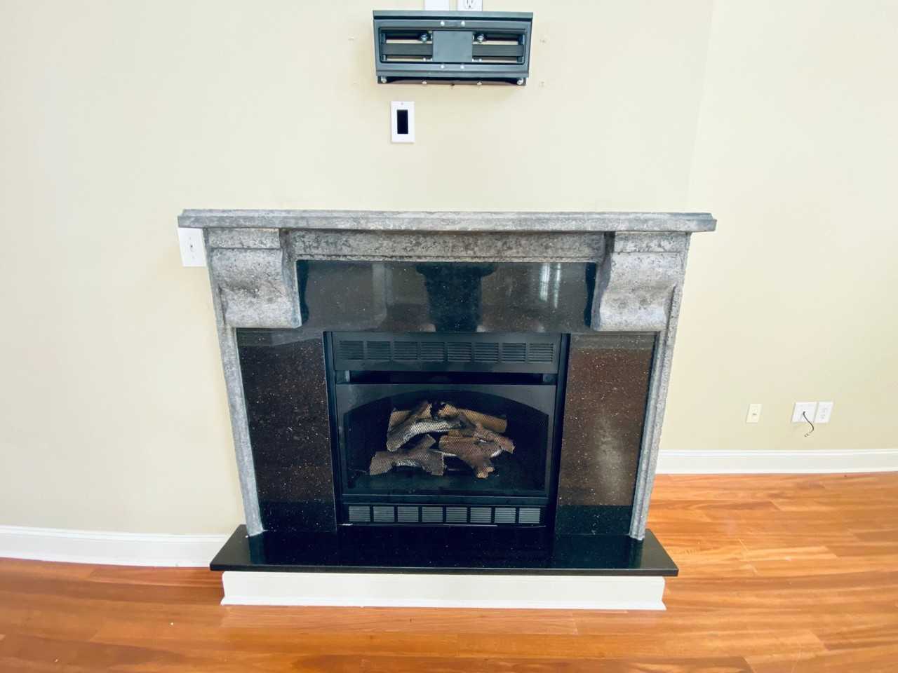 1112 Bluffton Ct - Photo 6 of 41