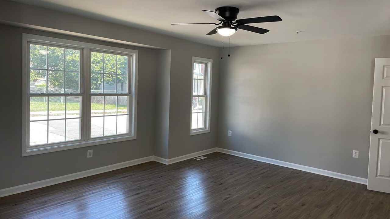 2 Hersh Ave - Photo 2 of 32