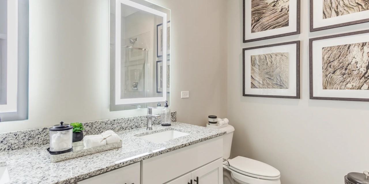 3S635 Everton Dr #623-213 - Photo 3 of 9