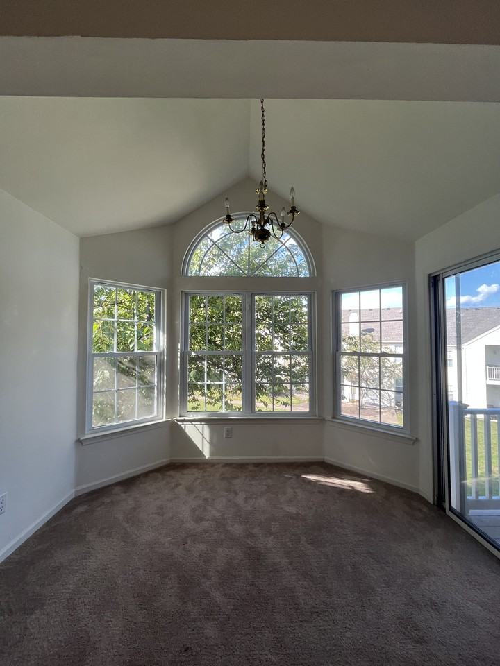 13017 Bennett Pl - Photo 2 of 15