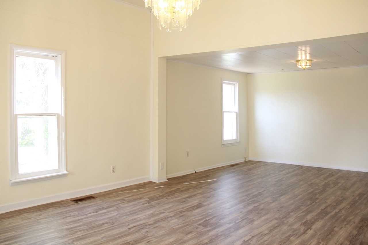 315 N 19th St - Photo 5 of 18