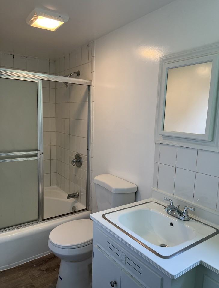 25 Alder Dr - Photo 2 of 11