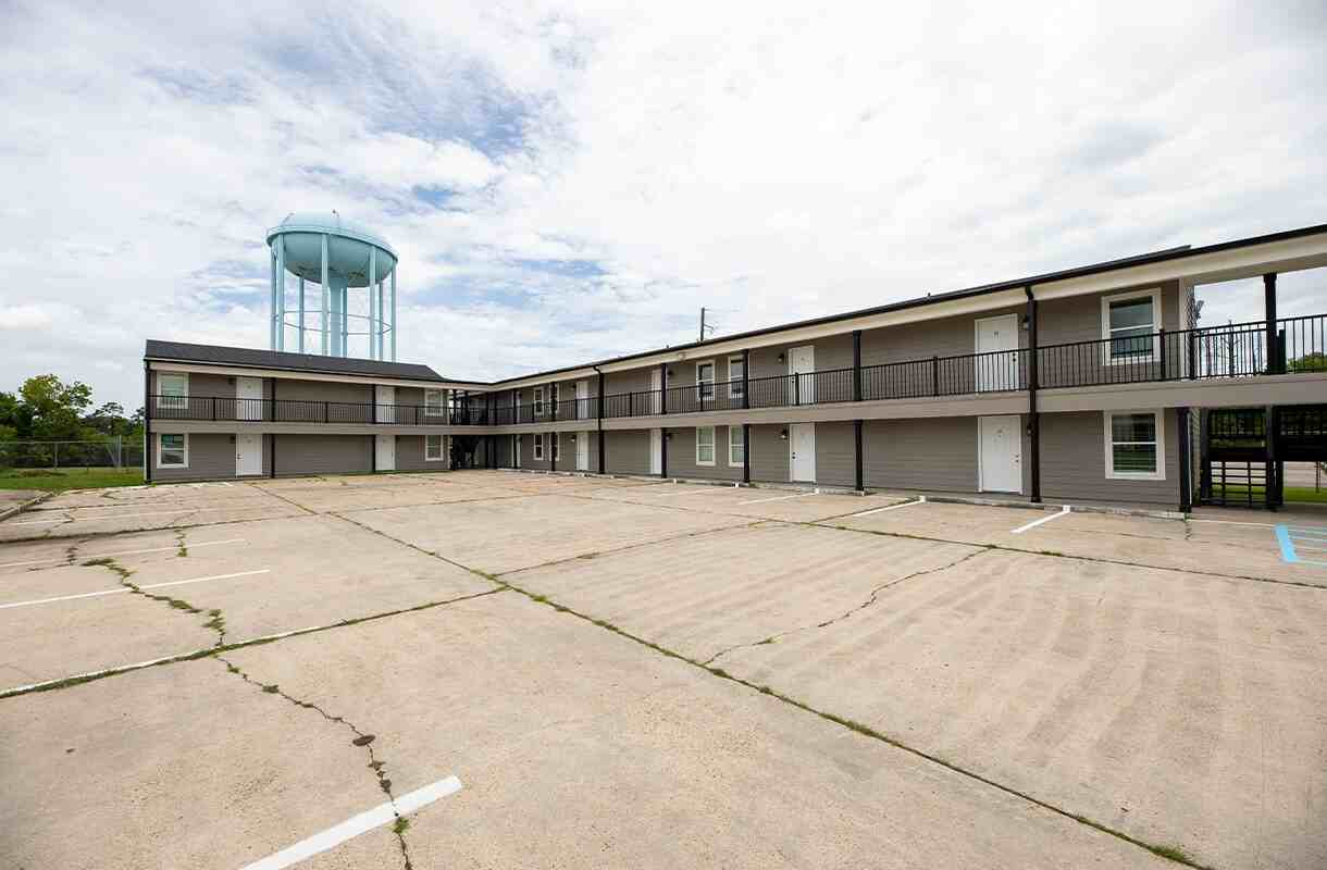 1604 W Mcneese St Apartments in Lake Charles, LA 70605 Zumper