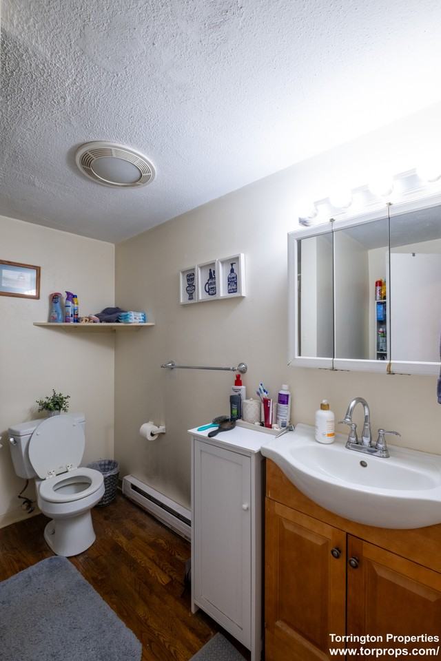 2 Schrepel Pl #1 - Photo 3 of 8