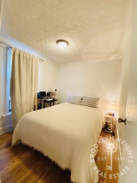 230 Pacific St #2 - Photo 5 of 9